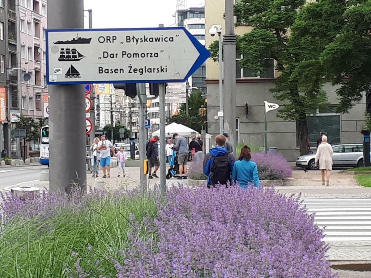 Apartament Downtown Apartman Gdynia Kültér fotó