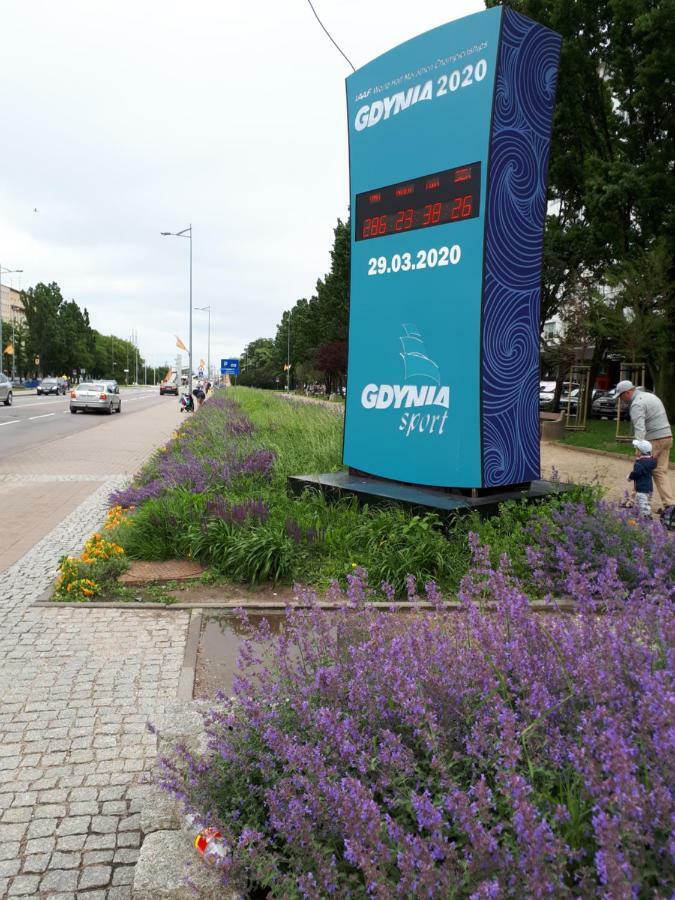 Apartament Downtown Apartman Gdynia Kültér fotó