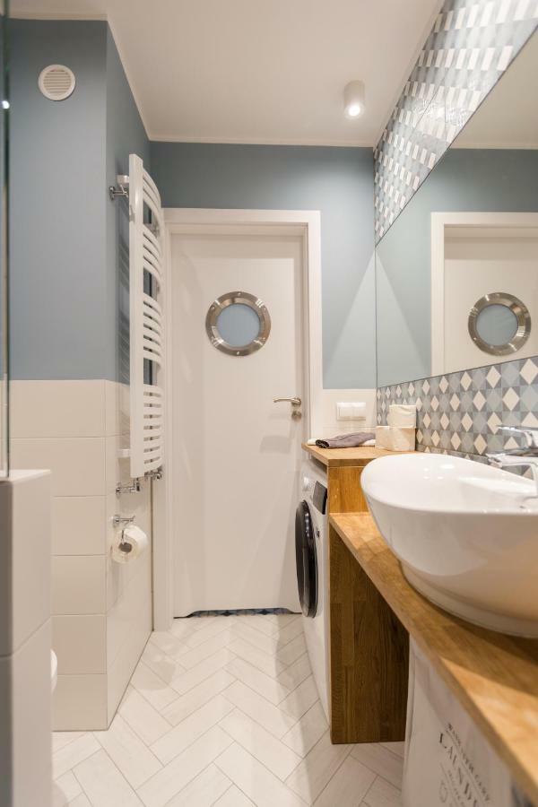 Apartament Downtown Apartman Gdynia Kültér fotó