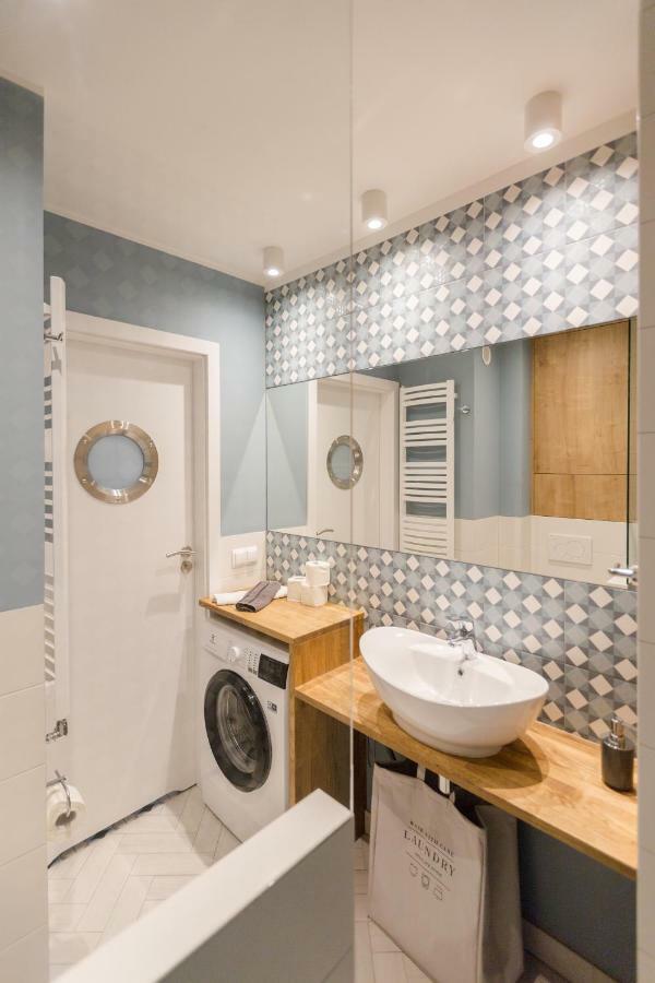 Apartament Downtown Apartman Gdynia Kültér fotó